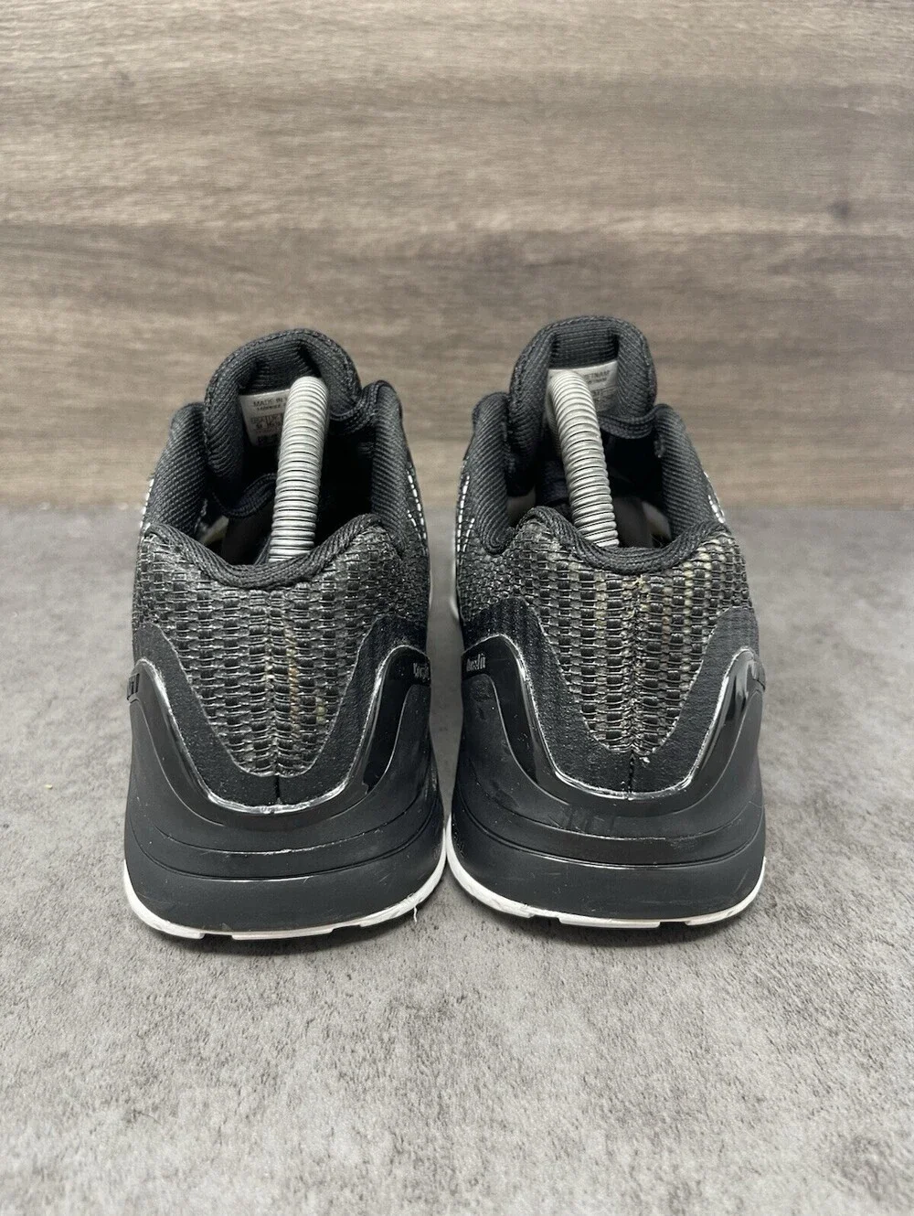 Reebok CrossFit Nano 7.0 Size 9 Womens Black White Cross Training BS8352